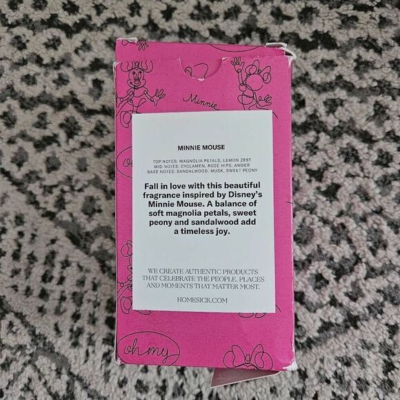 Homesick Disney Minnie Mouse Candle by Boxlunch - Picture 4 of 4